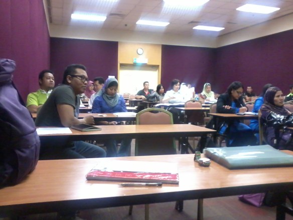 Kehadiran untuk kelas dalam 30 orang