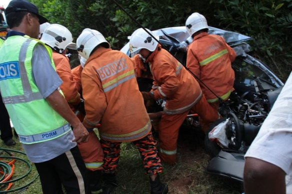 kemalangan maut di berhampiran perantau damai (keratong 8,9,10)
